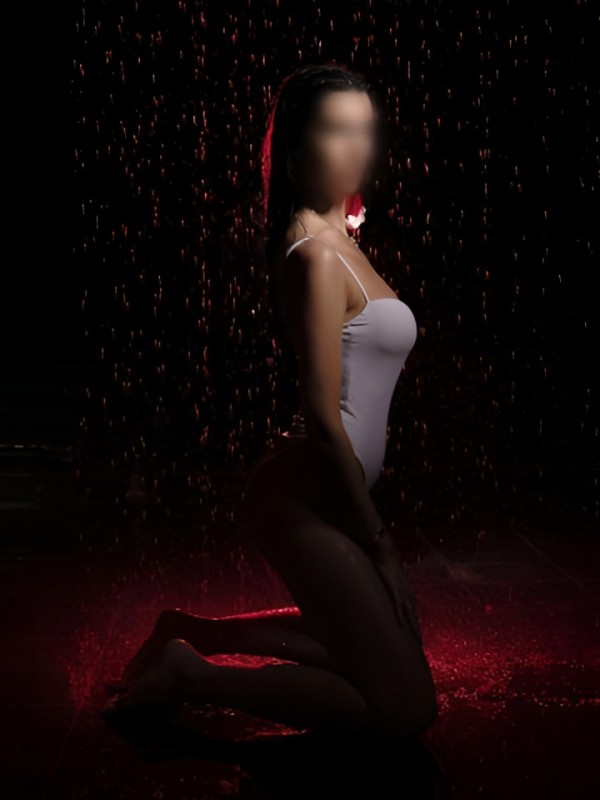 Индира из Свободный