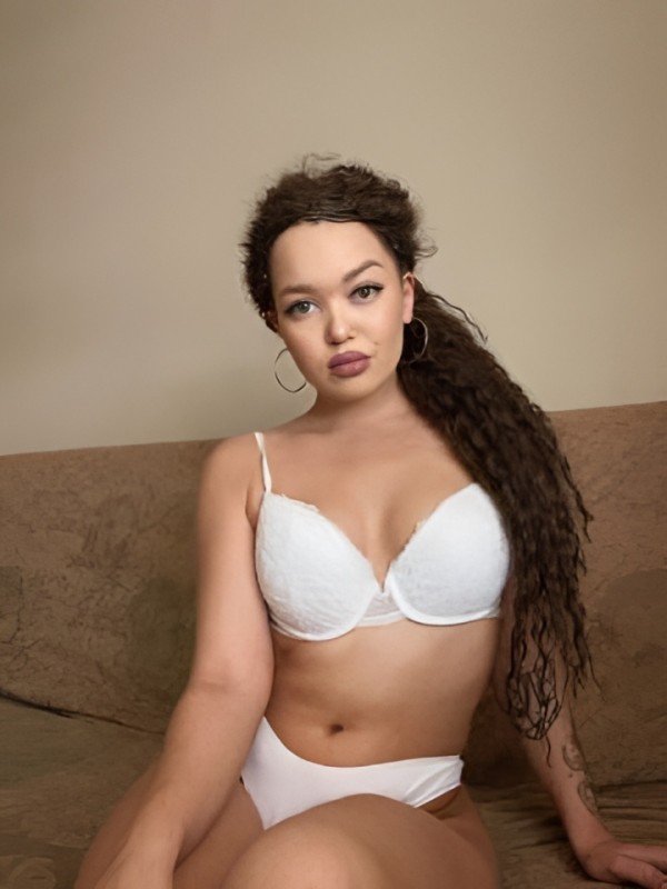 Леночка из Свободный